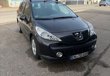 Peugeot 207 149.000 km 3.700 &euro; Bochum 44789