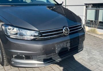 VW Touran 87.600 km 17.495 &euro; Dortmund 44265