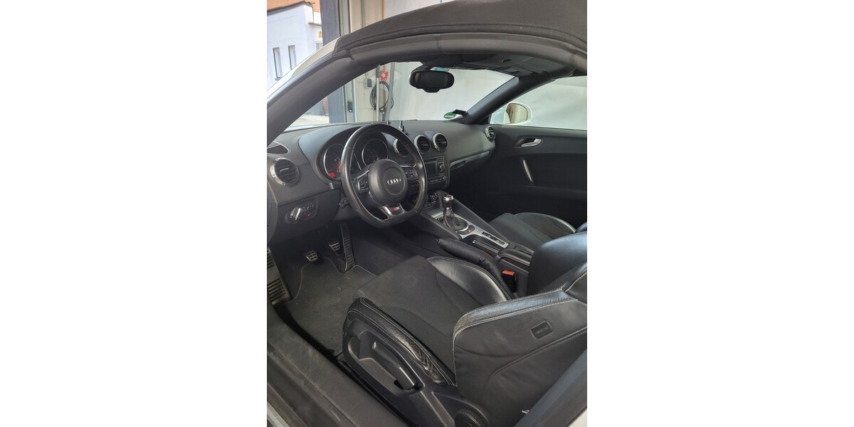 Audi TT 198.000 km 7.770 &euro; Marl 45772