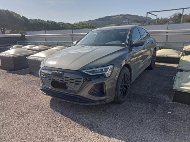 Audi Q8 e-tron 14.741 km 64.810 &euro; Hagen 58091