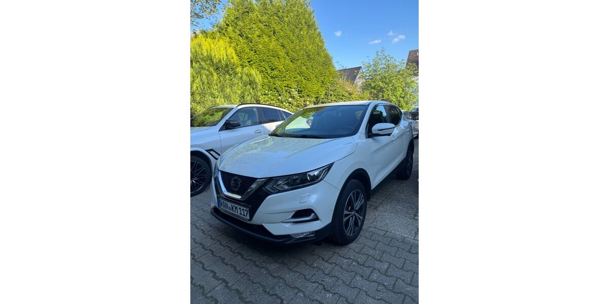 Nissan Qashqai 107.000 km 16.900 &euro; Dortmund 44388