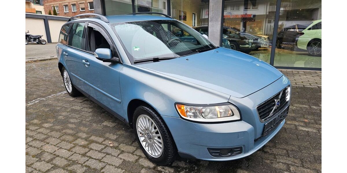 Volvo V50 235.000 km 2.899 &euro; Altena 58762