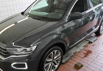 VW T-Roc Active 1.0 TSI NAVI KAMERA ACC ALU APS LED S 35.733 km 19.488 &euro; Bergkamen 59192