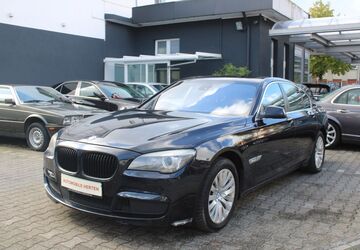 BMW 750 219.000 km 11.900 &euro; Herten 45699