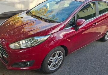 Ford Fiesta 125.000 km 6.500 &euro; Unna 59423