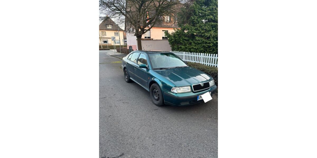 Skoda Octavia 206.000 km 850 &euro; Kamen 59174