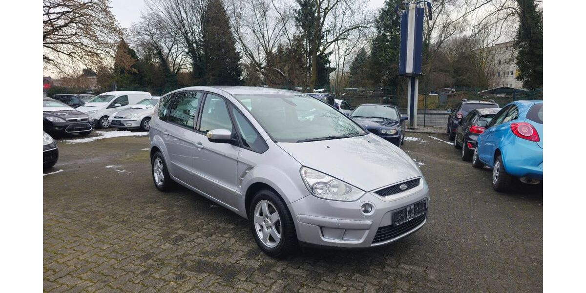 Ford S-Max 167.765 km 4.490 &euro; Bergkamen 59192
