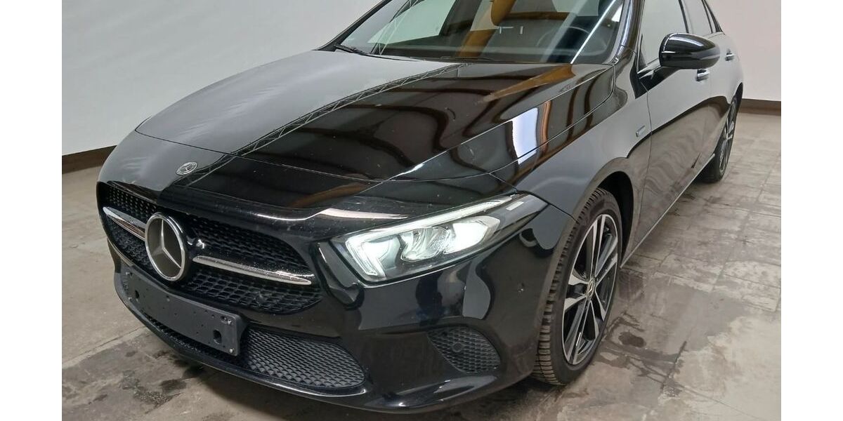 Mercedes-Benz A 250 118.000 km 23.990 &euro; Recklinghausen 45659