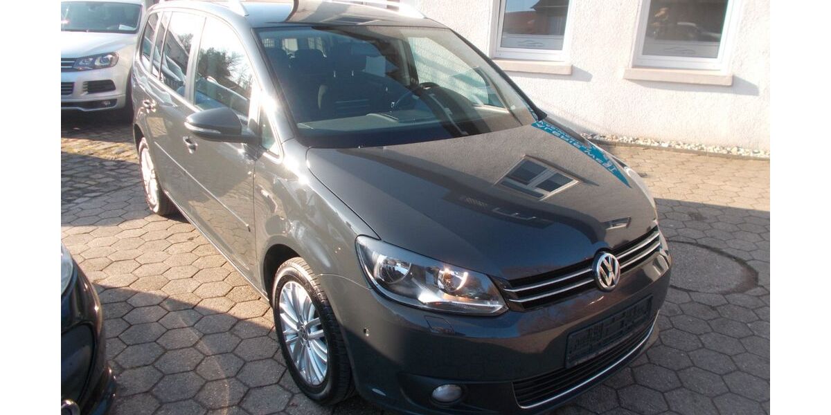 VW Touran 205.000 km 9.900 &euro; Bochum 44809
