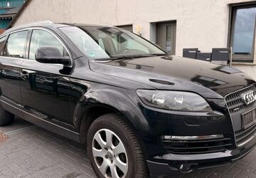 Audi Q7 290.000 km 5.490 &euro; Waltrop 45731
