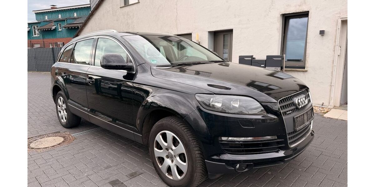 Audi Q7 290.000 km 5.490 &euro; Waltrop 45731