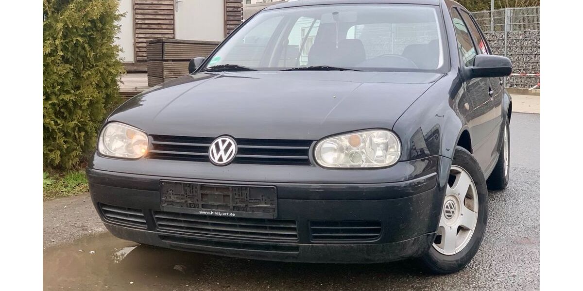 VW Golf 129.711 km 3.000 &euro; Gelsenkirchen 45884