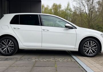 VW Golf 149.000 km 14.499 &euro; Lünen 44536