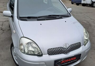 Toyota Yaris 95.700 km 4.900 &euro; Sprockhövel 45549