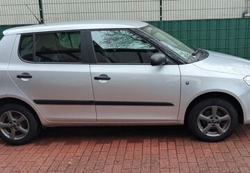 Skoda Fabia 98.353 km 3.500 &euro; Gelsenkirchen 45891