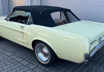 Ford Mustang 81.700 km 49.260 &euro; Dortmund 44229