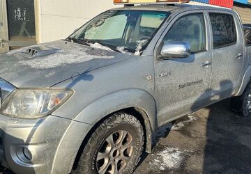 Toyota Hilux 121.000 km 14.500 &euro; Iserlohn 58640