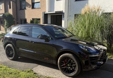 Porsche Macan 98.000 km 42.100 &euro; Dortmund 44145
