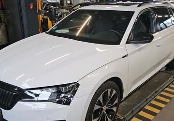 Skoda Superb 88.726 km 28.195 &euro; Hagen 58091