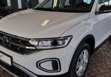 VW T-Roc 89.988 km 17.990 &euro; Gelsenkirchen 45888