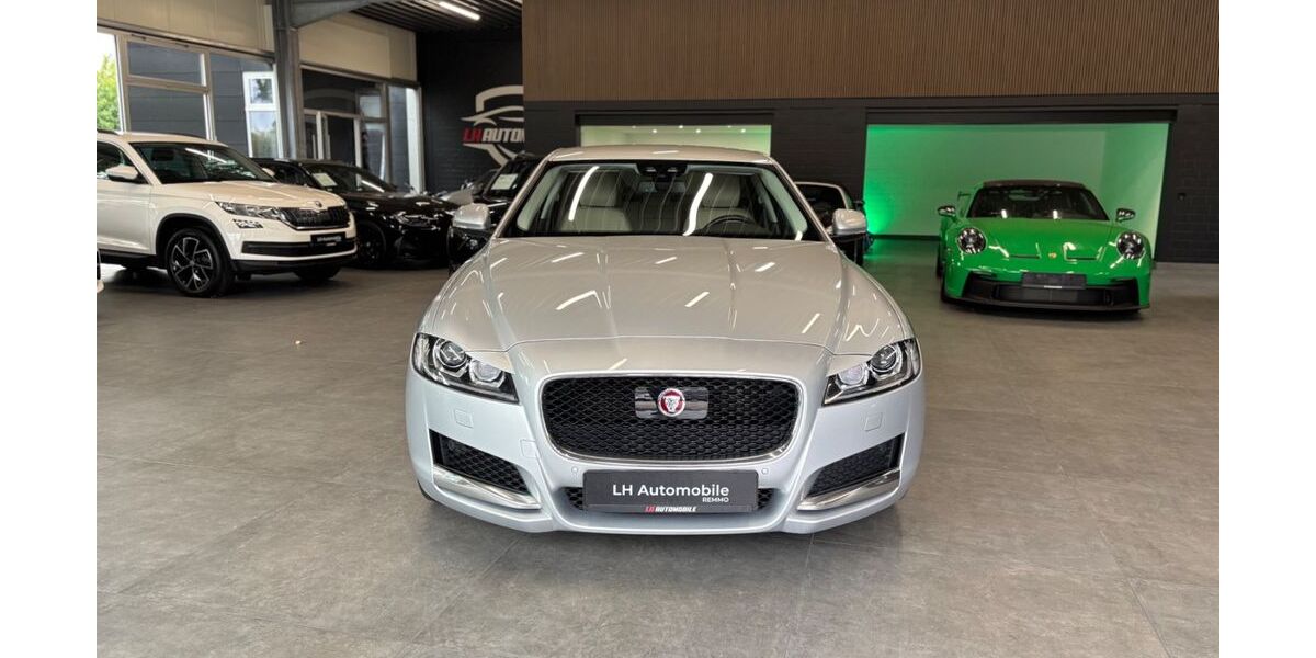 Jaguar XF 183.512 km 15.990 &euro; Lüdinghausen 59348