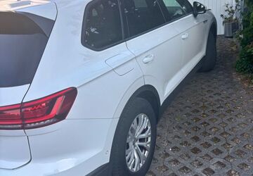 VW Touareg 129.000 km 31.400 &euro; Dortmund 44288