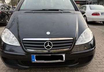 Mercedes-Benz A 150 179.927 km 2.900 &euro; Marl 45768