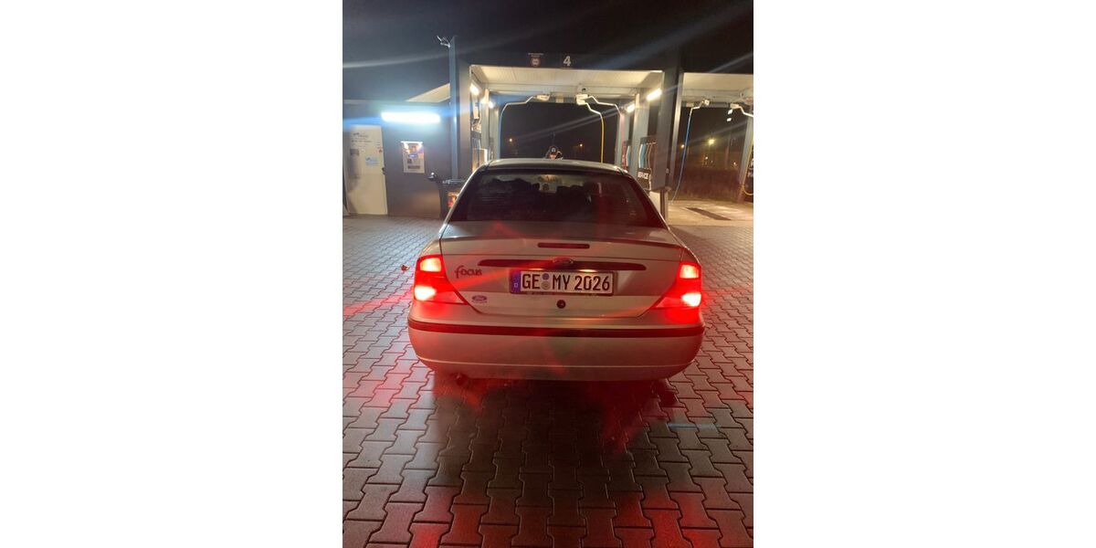 Ford Focus 180.000 km 1.400 &euro; Gelsenkirchen 45888