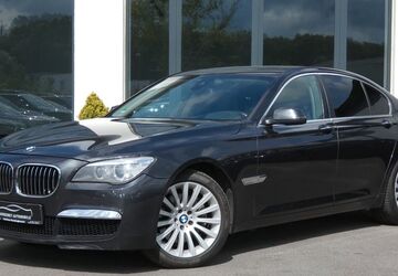 BMW 740 252.091 km 11.950 &euro; Bochum 44807