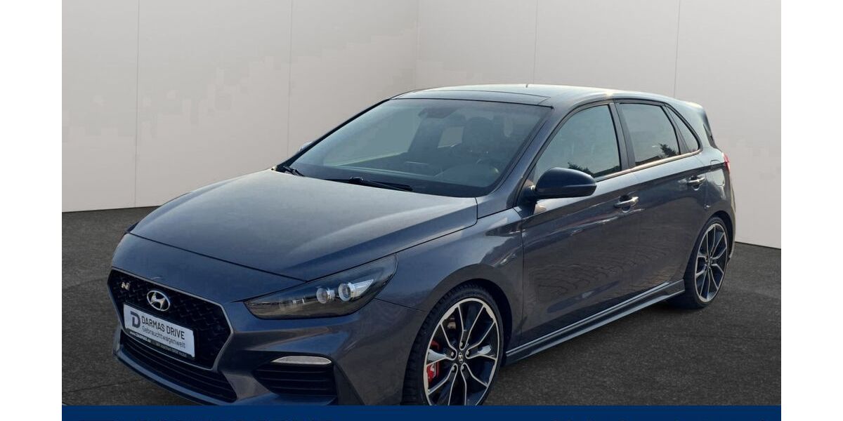 Hyundai i30 71.456 km 23.490 &euro; Castrop-Rauxel 44575