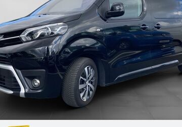 Toyota Proace (Verso) 124.635 km 30.460 &euro; Bochum 44892