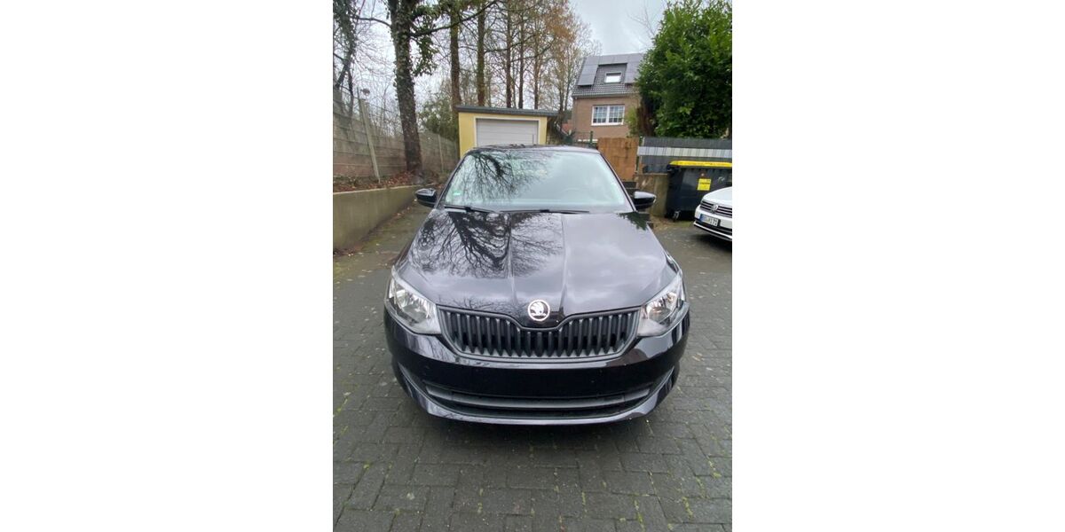 Skoda Fabia 102.000 km 6.900 &euro; Bochum 44879