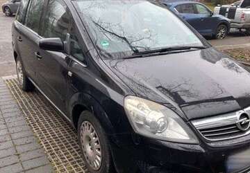 Opel Zafira 179.000 km 2.900 &euro; Recklinghausen 45665