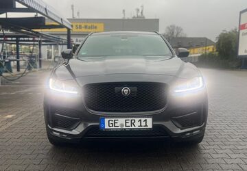 Jaguar F-Pace 168.000 km 16.499 &euro; Gelsenkirchen 45897