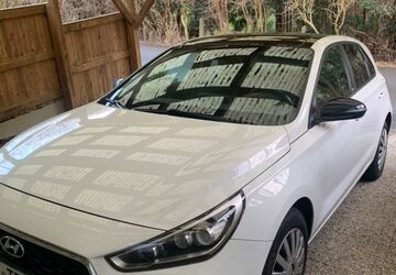 Hyundai i30 66.200 km 15.500 &euro; Hattingen 45525