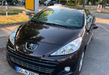 Peugeot 207 66.000 km 6.000 &euro; Dortmund 44229