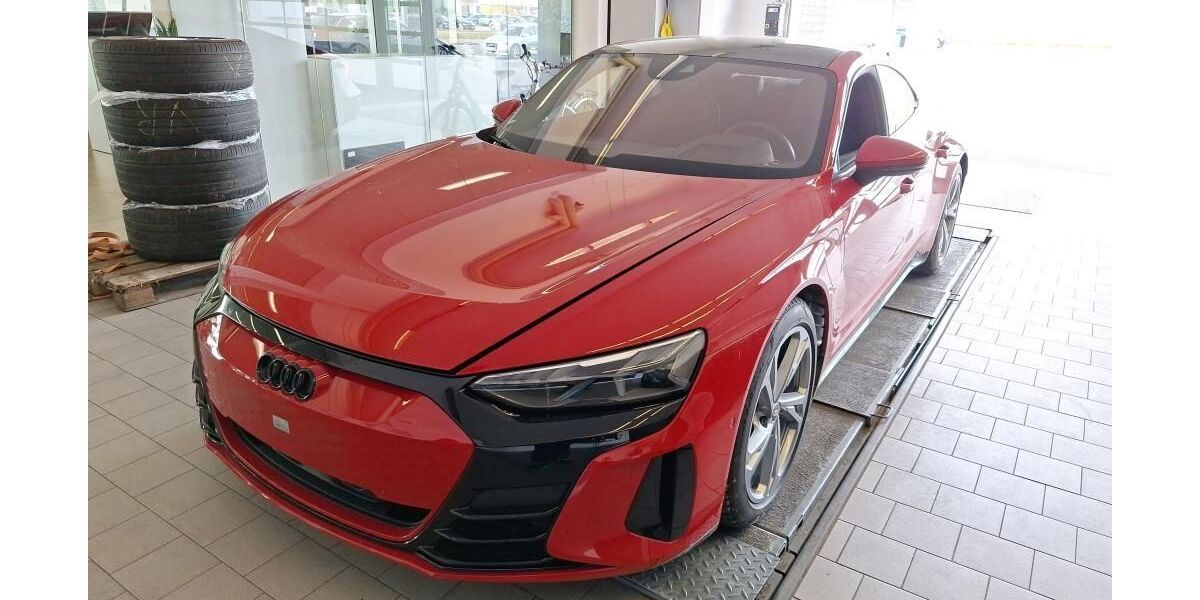 Audi e-tron GT 47.059 km 49.920 &euro; Hagen 58091