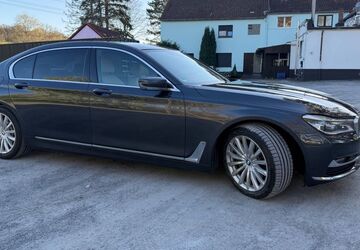 BMW 740 353.000 km 19.800 &euro; Dortmund 44263