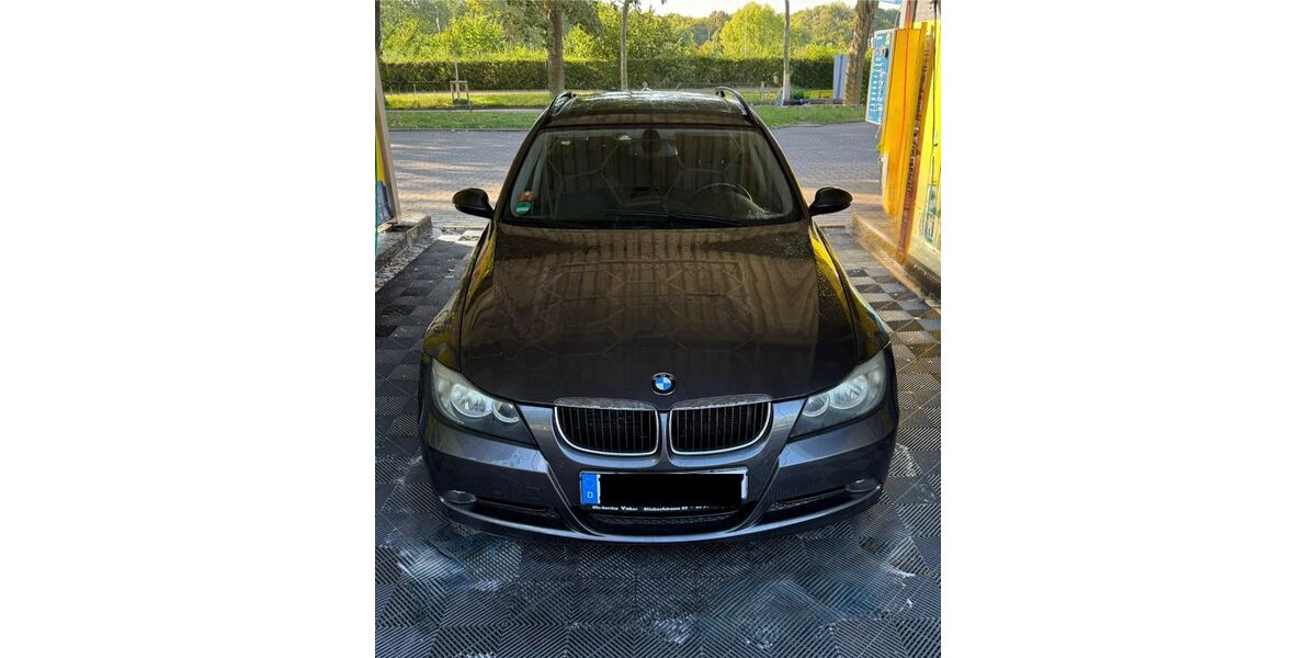 BMW 318 221.685 km 1.900 &euro; Dortmund 44147