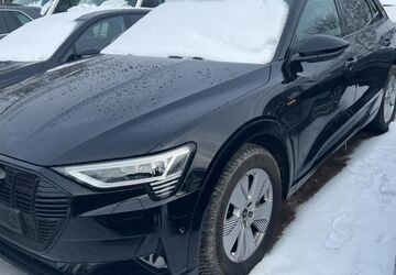 Audi e-tron 61.930 km 37.810 &euro; Hagen 58091