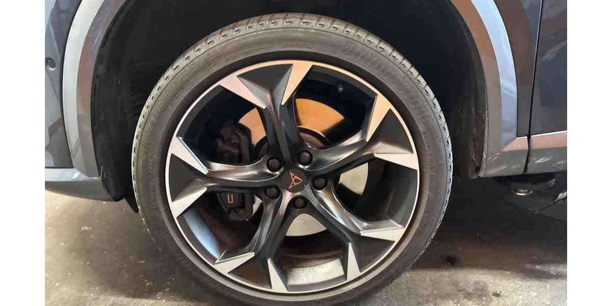 Cupra Formentor VZ 1.4 eHybrid DSG NAVI PANORAMA AHK KAM 39.752 km 26.988 &euro; Bergkamen 59192