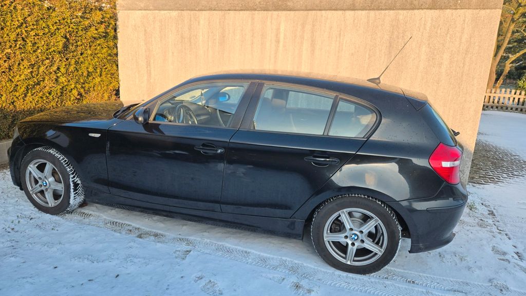 BMW 118 151.000 km 4.200 &euro; Dortmund 44339