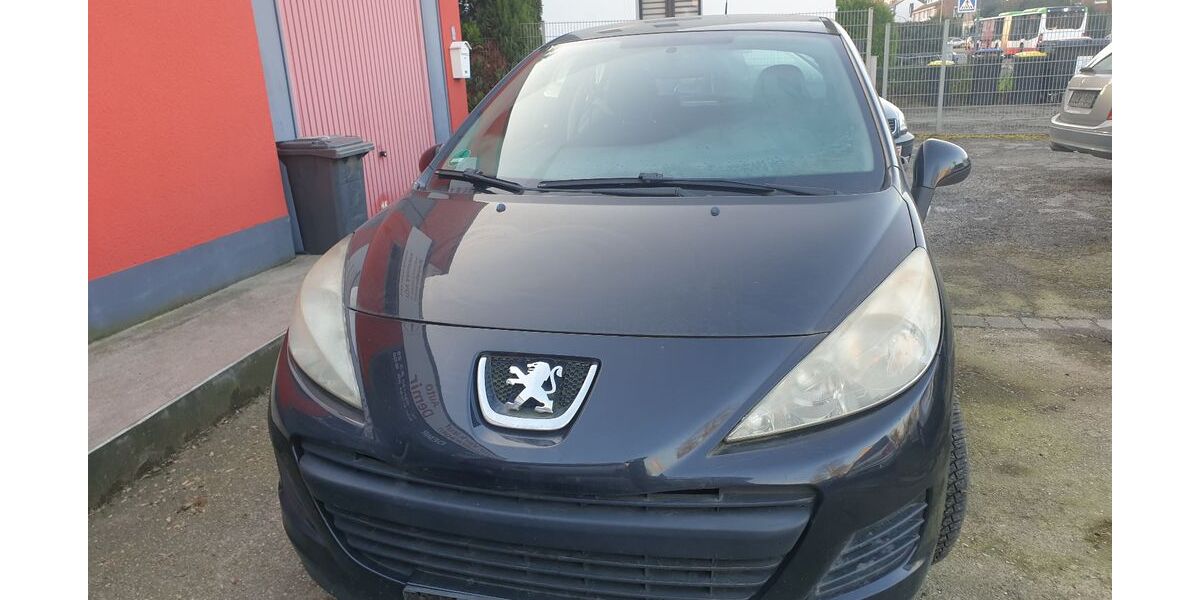 Peugeot 207 193.600 km 1.790 &euro; Dortmund 44328