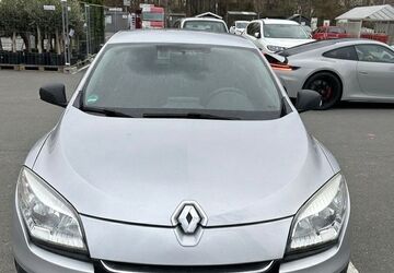 Renault Megane 67.000 km 5.600 &euro; Bochum 44807
