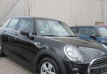 Mini One First 93.217 km 9.890 &euro; Herne 44653