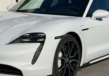 Porsche Taycan 63.000 km 71.900 &euro; Dortmund 44379