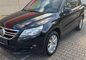 VW Tiguan 221.886 km 4.990 &euro; Dortmund 44145