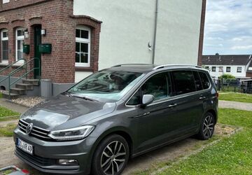 VW Touran 219.500 km 13.100 &euro; Dortmund 44339
