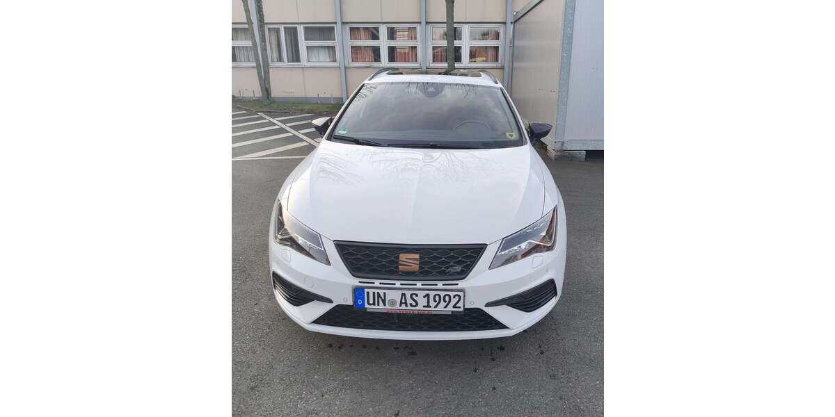 Seat Leon 76.830 km 20.500 &euro; Bergkamen 59192