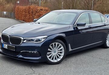 BMW 740 81.000 km 35.900 &euro; Dortmund 44149